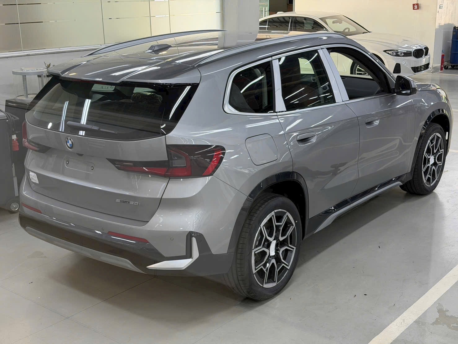 BMW X1 2 BMW X1 1787187540403 1480989346294382131 5974810301456883540 ce568a449b4e189a701020b864d83550 BMW X1